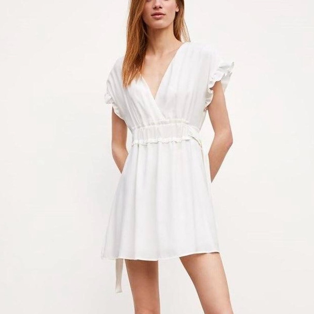 Zara side tie mini white dress size medium.